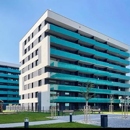 Stylish Modern Studio, Large Balcony, 3 Appartamento *