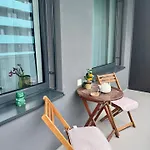 Stylish Modern Studio, Large Balcony, 3 *