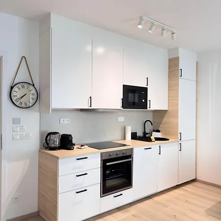 Stylish Modern Studio, Large Balcony, 3