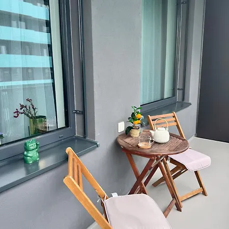 Stylish Modern Studio, Large Balcony, 3 *